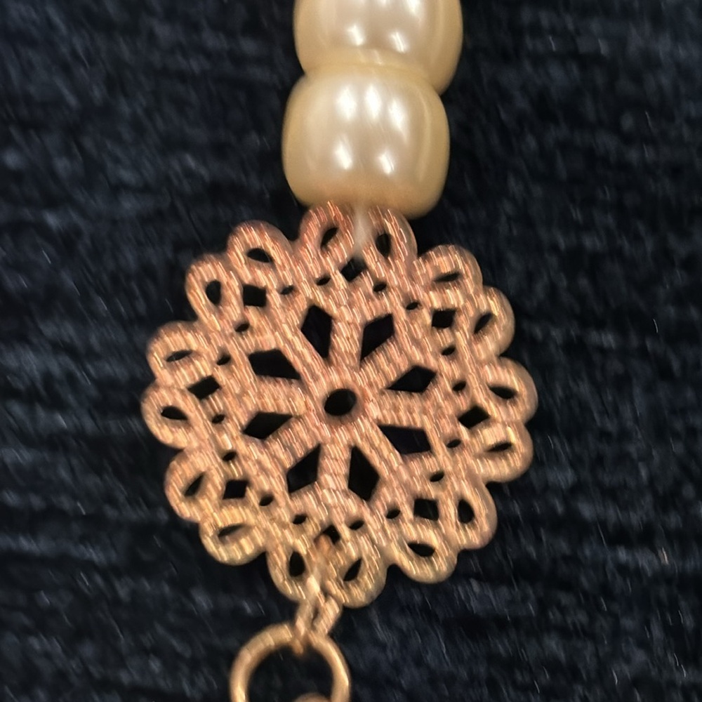 Joan Rivers teardrop necklace - Picture 6 of 6